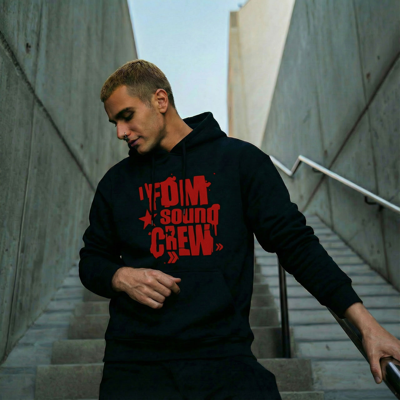 FDM Red Pyro – Black – Unisex mikina - Obrázek 2